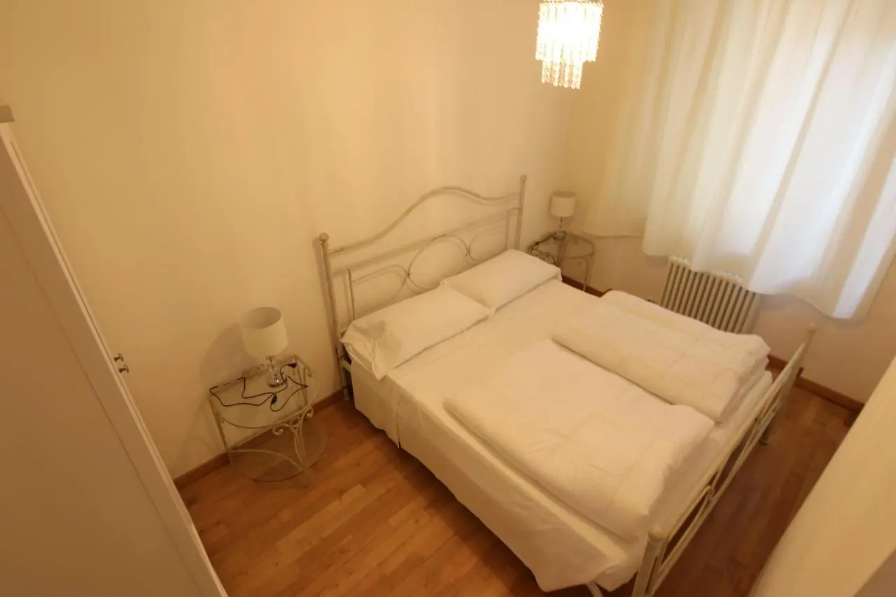 Διαμέρισμα Charmante Apartament Lake Front Μαλτσεζίνε
